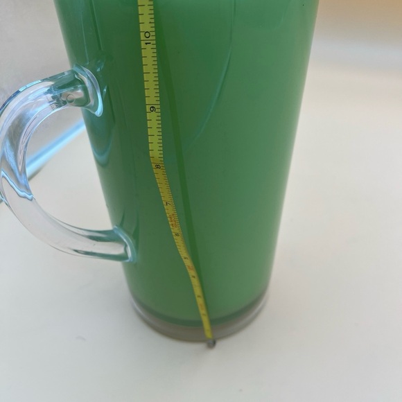 Pottery Barn Alfresco Acrylic Drink Pitcher  Green Vintage 2 Qt NWT Flawed - Picture 10 of 11